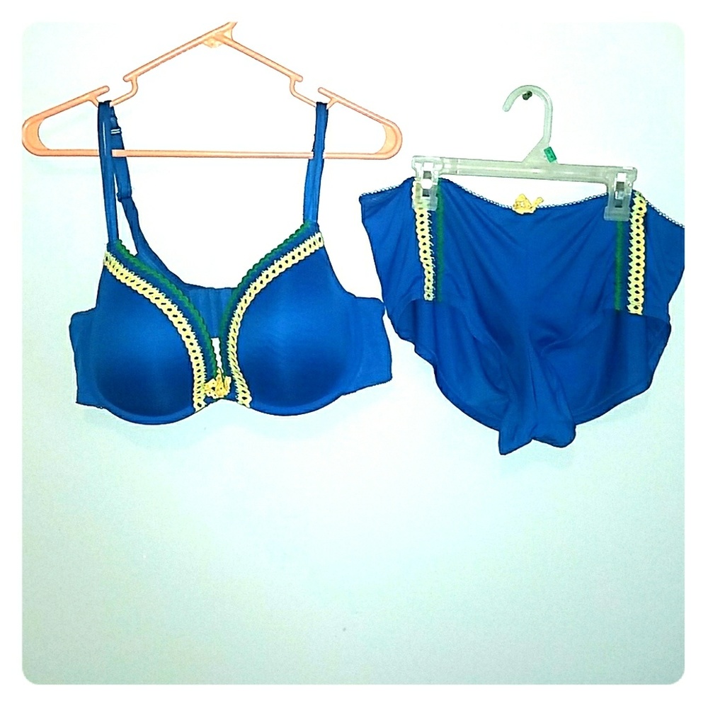 bra and panty set